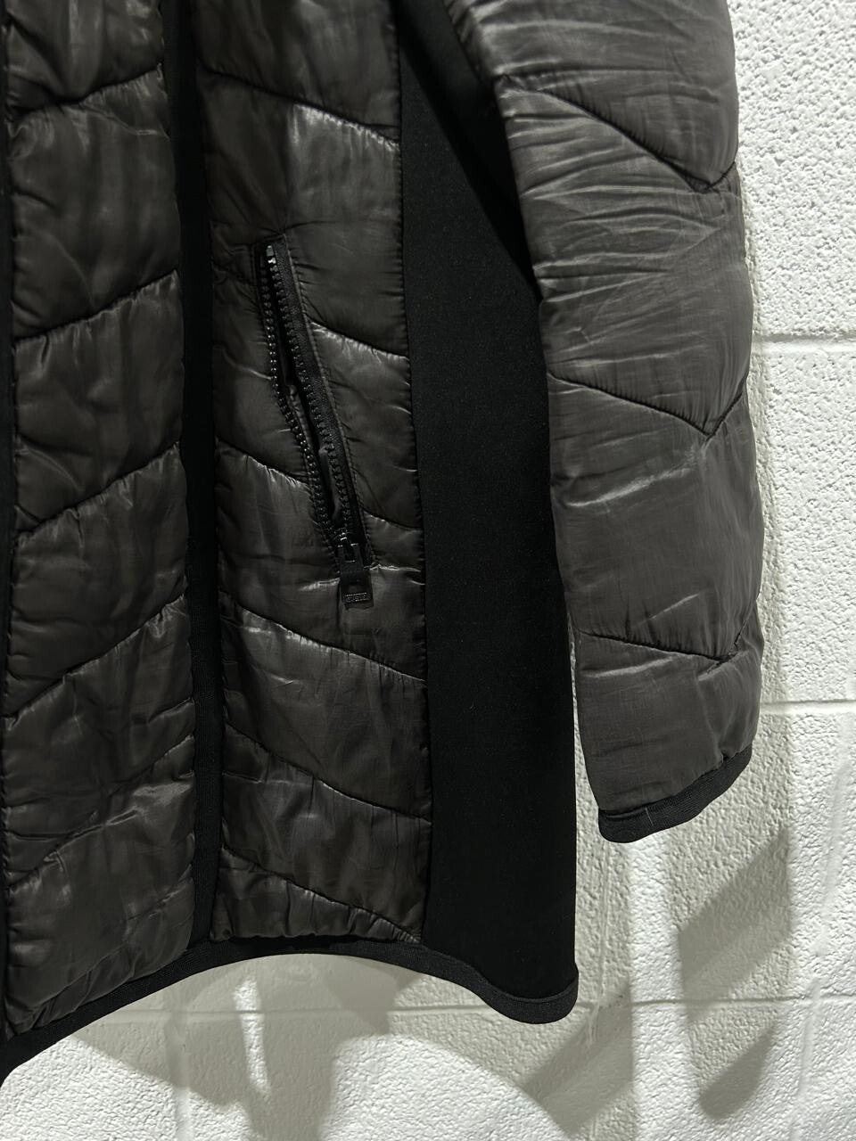 Guess Women's Puffer Black Jacket Size XL