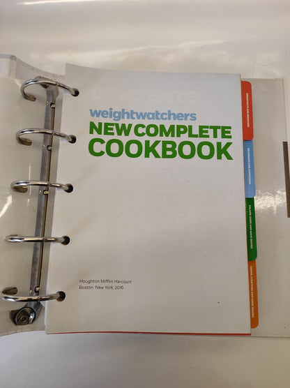 Weight Watchers New Complete Cookbook, Smart Points Edition: Over 500 Recipes