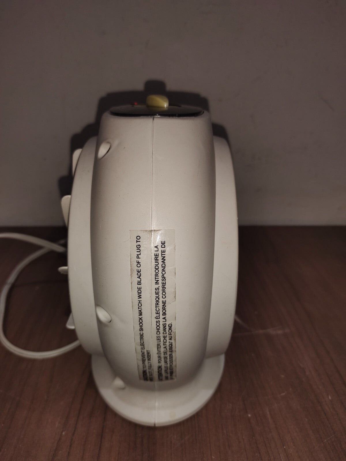Super Portable Plastic Electric Adjustable Speed Fan - 002F2M2S