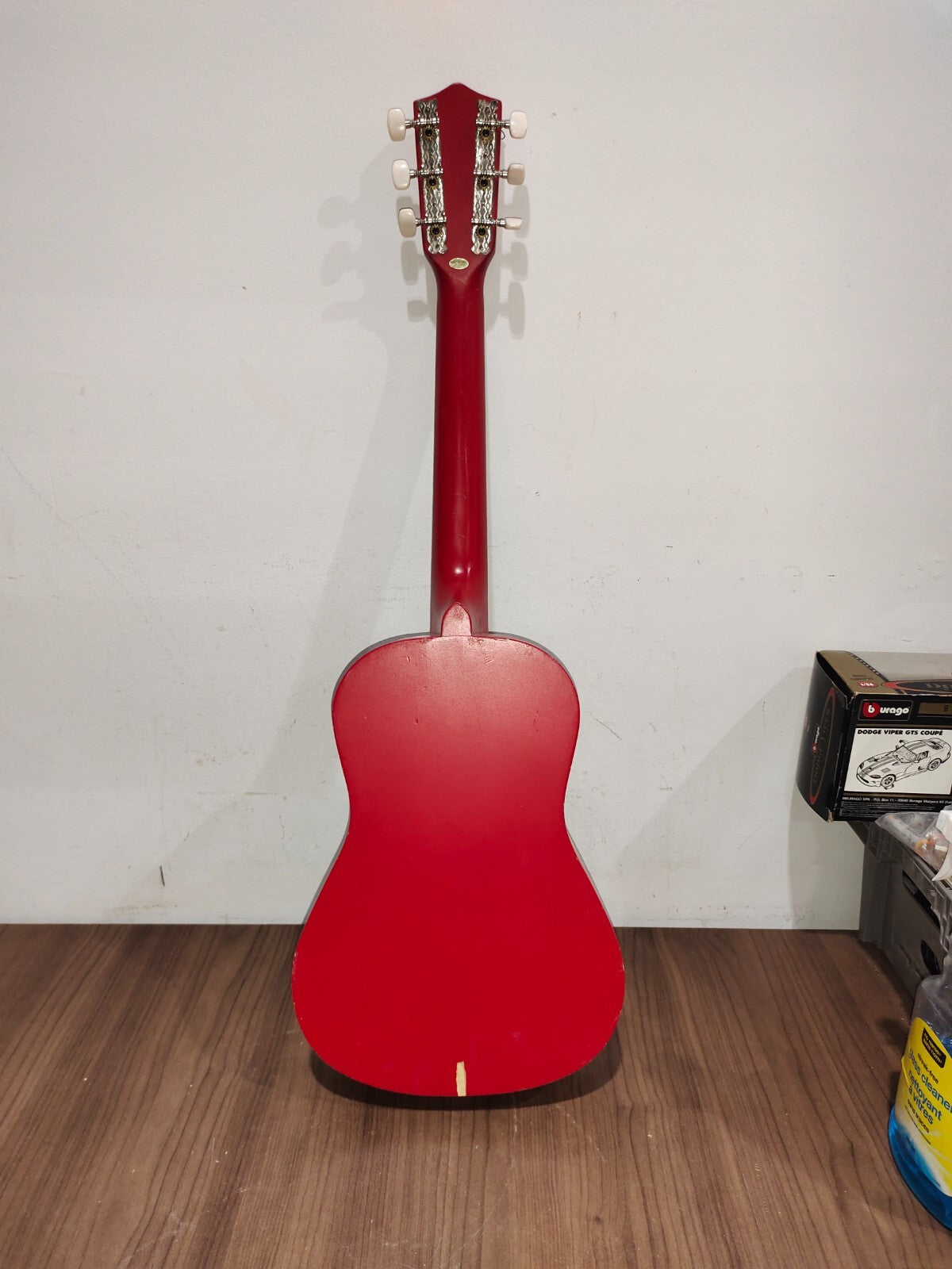 Nova Guitar Model - 3206 Red