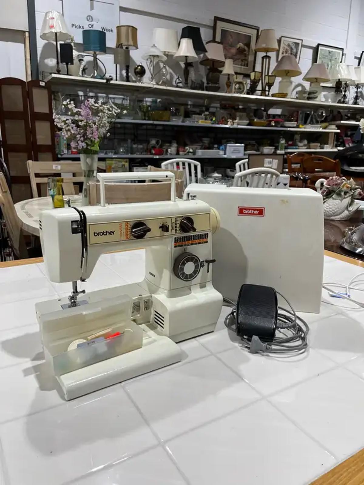 Metal Brother Sewing Machine