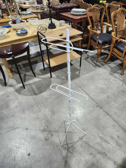 50" Metal Towel Rack - White