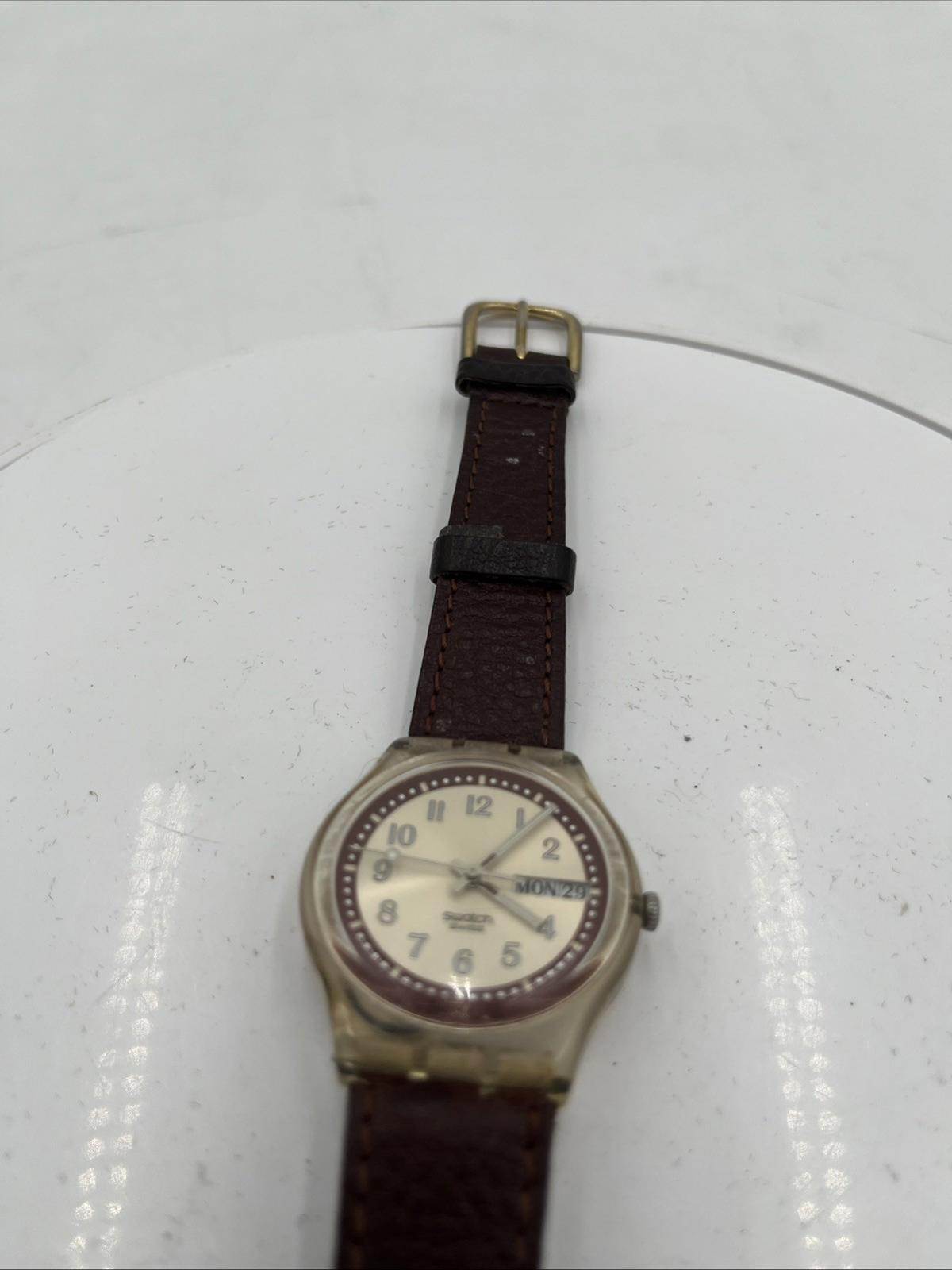 Montre vintage Swatch à quartz suisse avec bracelet en cuir — Objet de collection rare