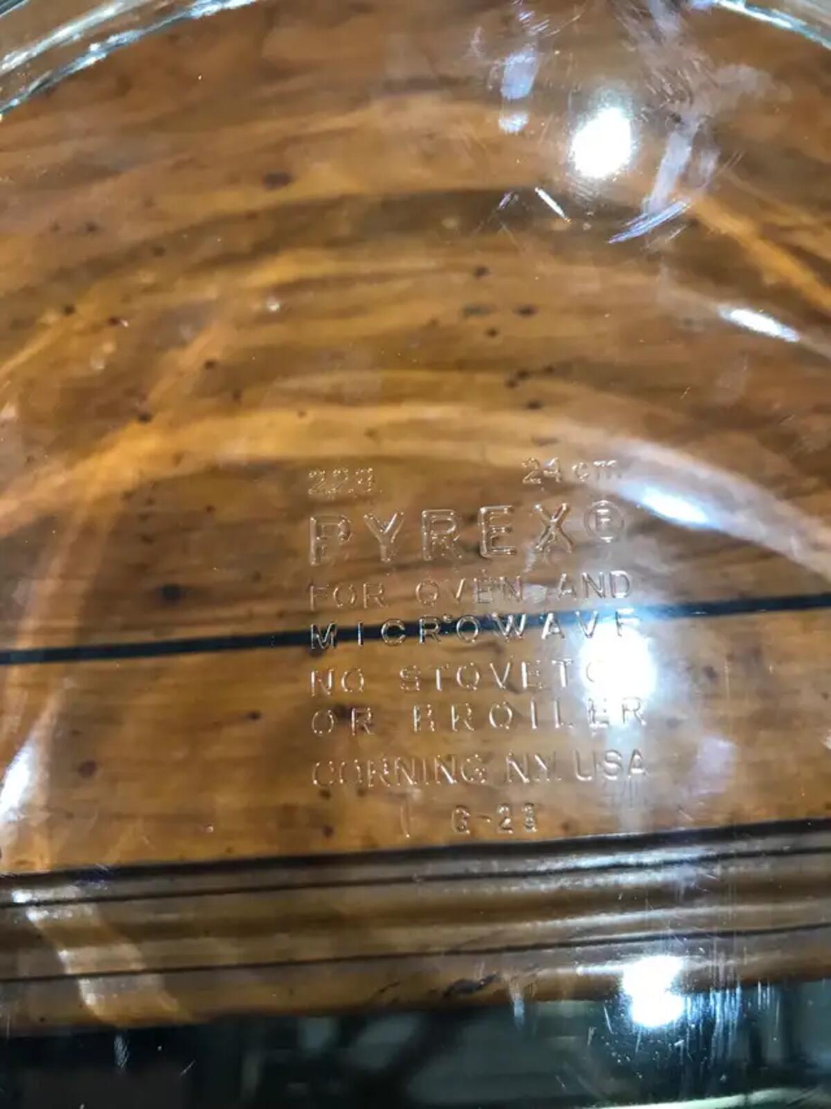 Vintage Pyrex Tart and Pie Dish - Set of 2