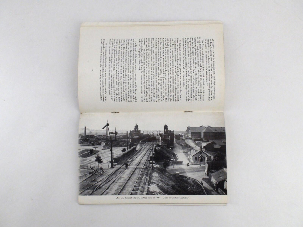 LNER Vintage Train Pamflet Handbooks - Eastern Union Railway & Norfolk 1946
