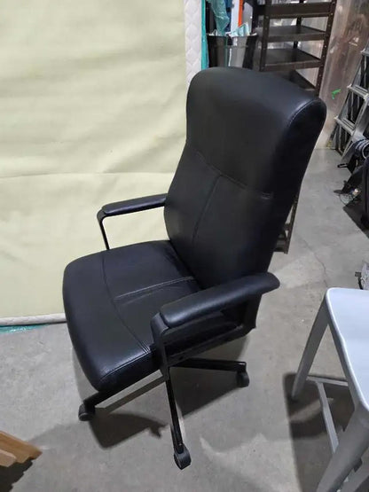 IKEA MILLBERGET Swivel Office Chair