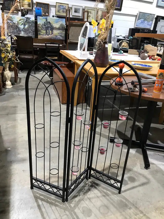 Candle Holder Screen