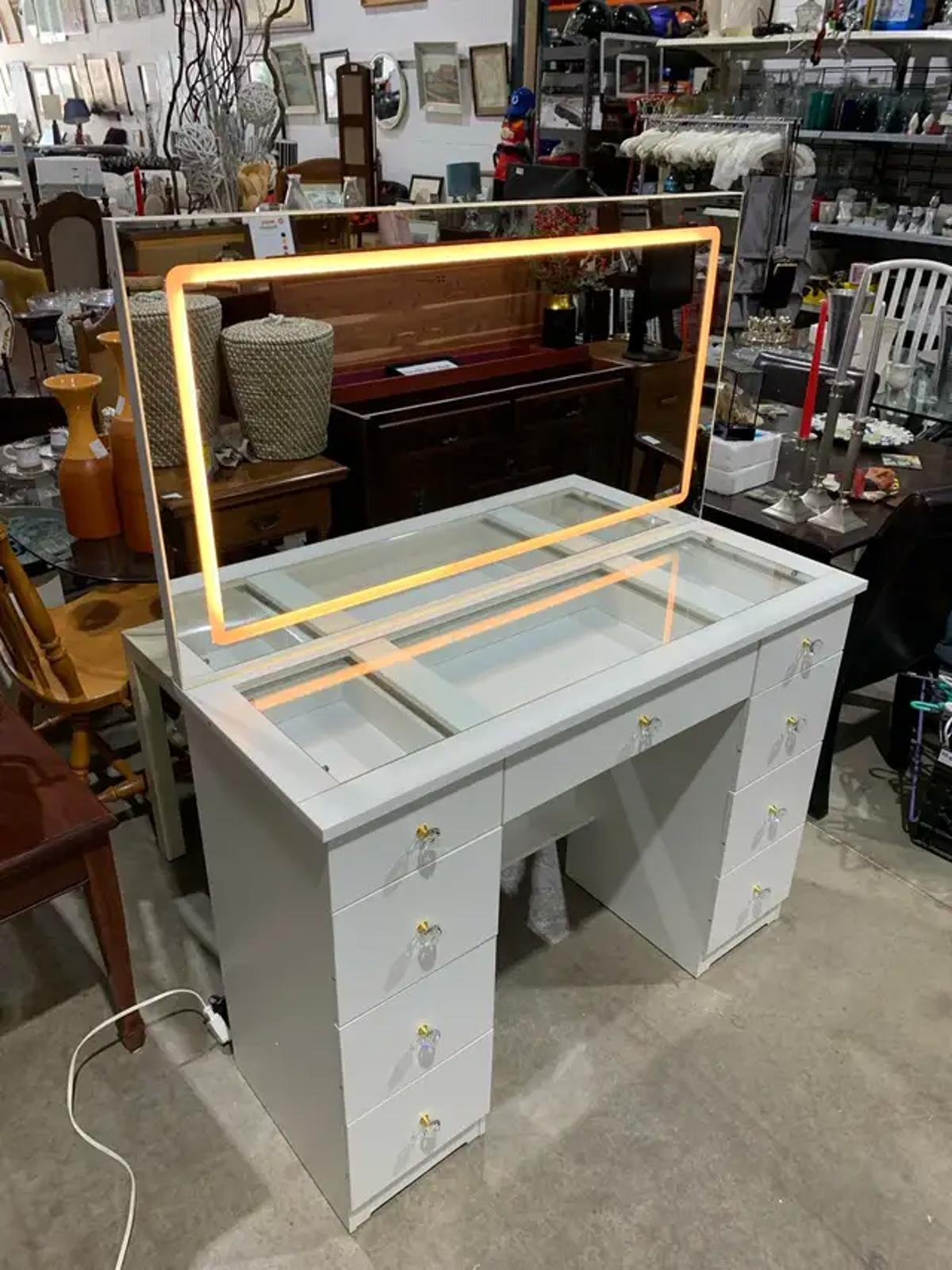 Makeup Vanity with Touch Light