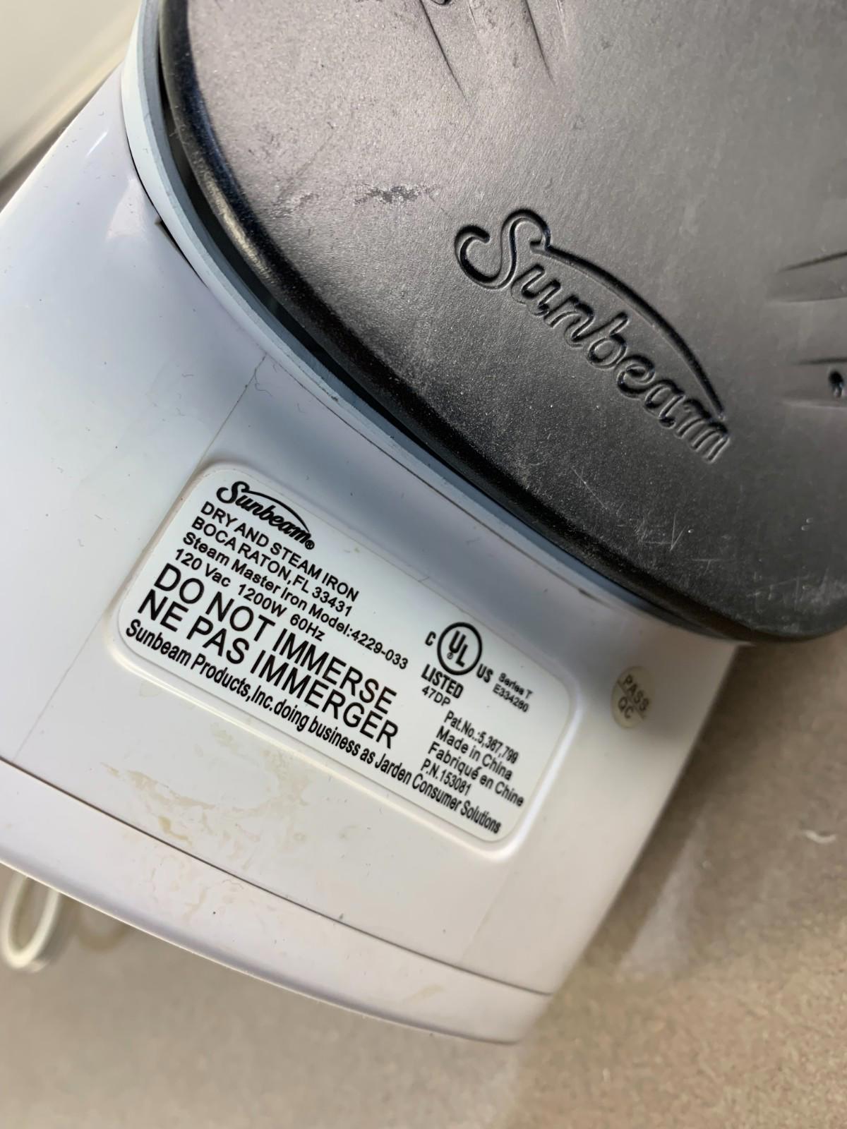 Sunbeam Steam Master Iron 4229 With Original box