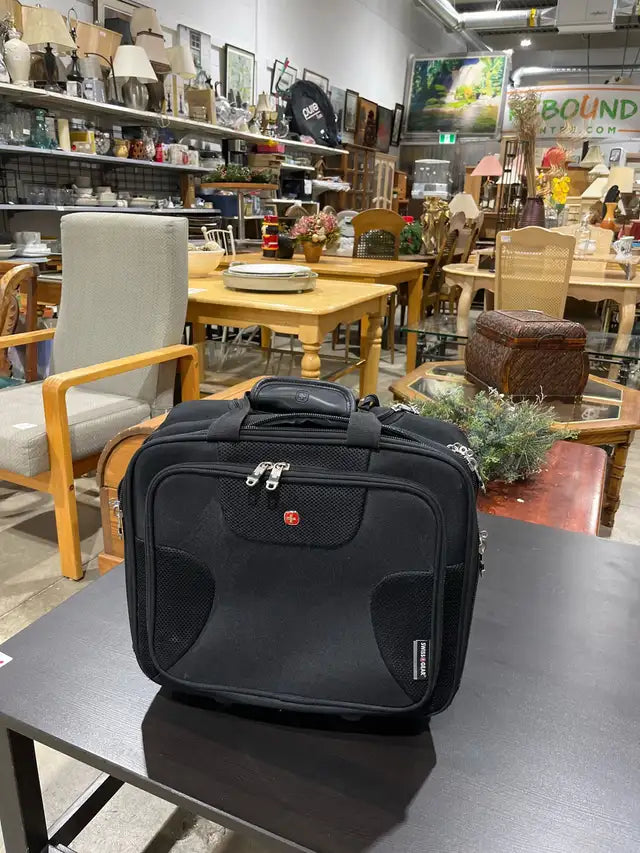 Swiss Gear Rolling Tote