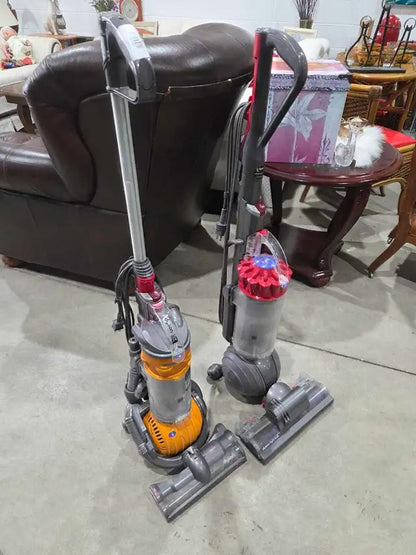 2 Dysons - Heads not spinning - Parts/Repair