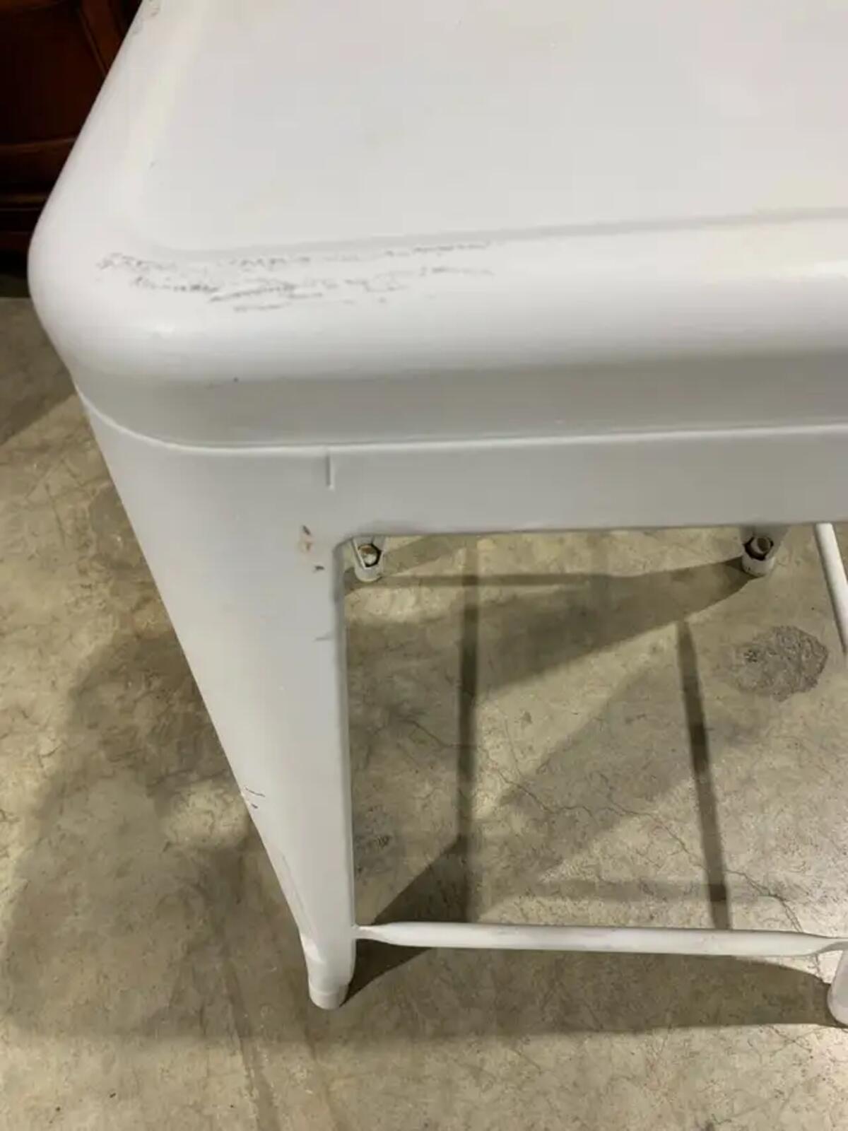 UrbanMod Bar Stool
