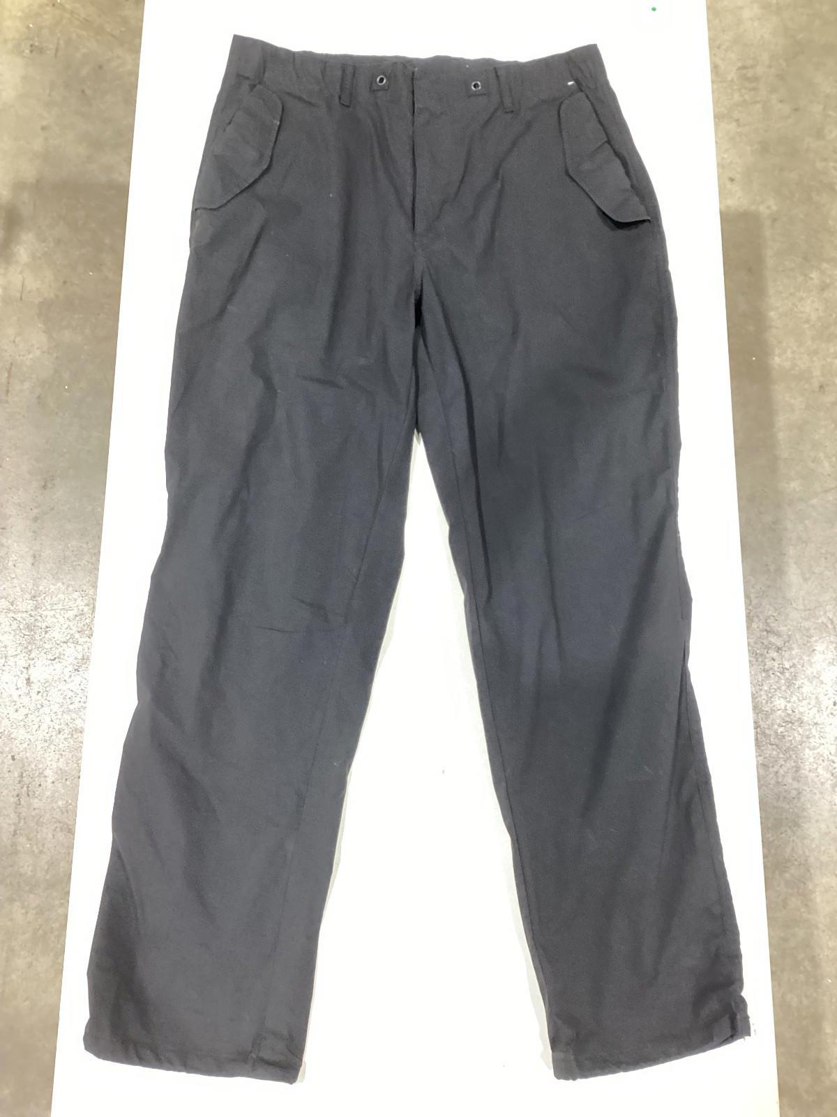 UNIQLO Pants For Men Black Color