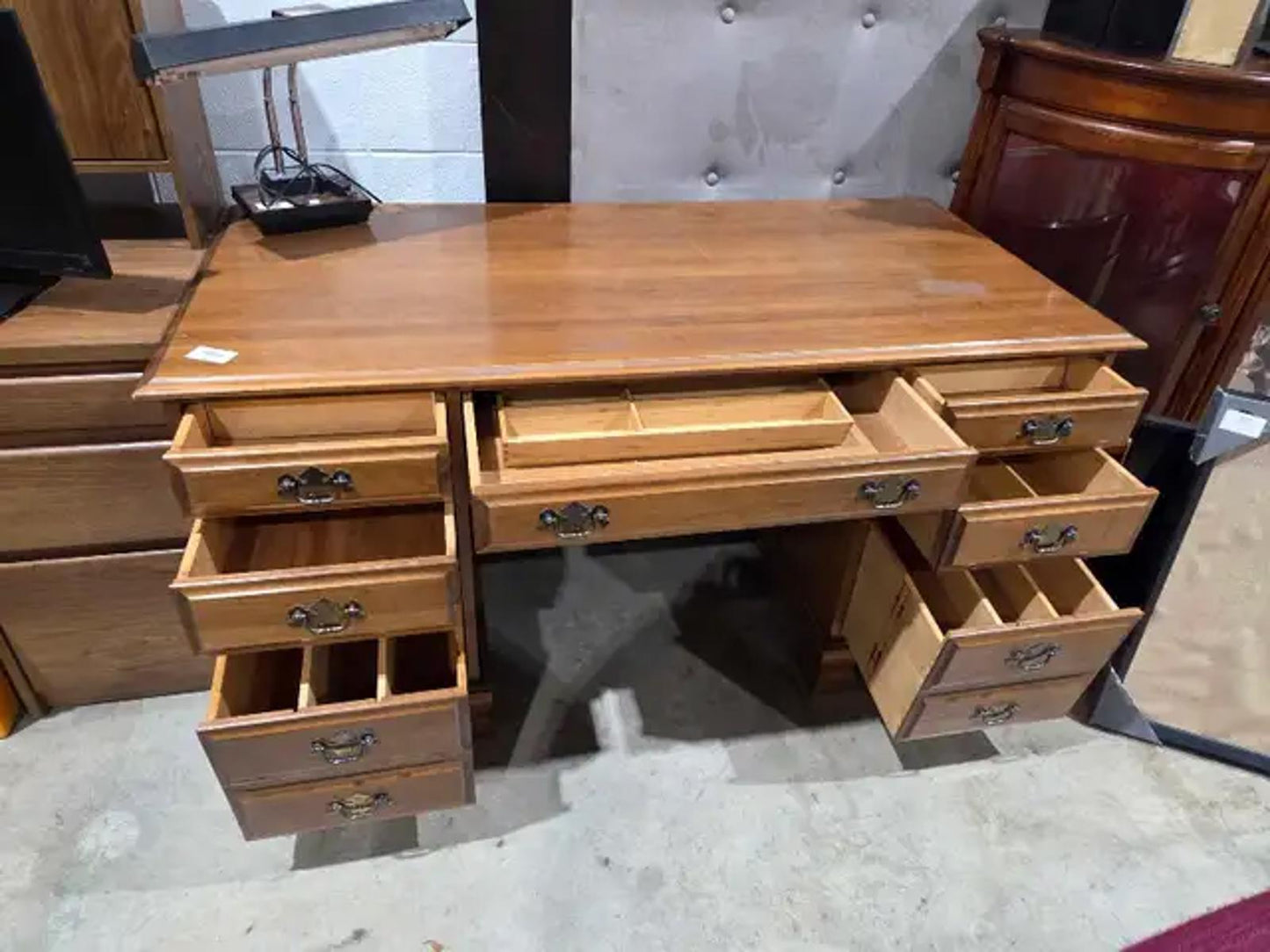 Solid Wooden Vilas Executive Desk