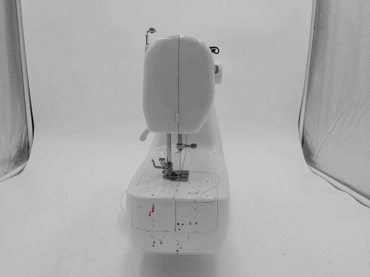 Euro-Pro X Sewing Machine Model 464XC White Tested Working w/ PSU - Fair