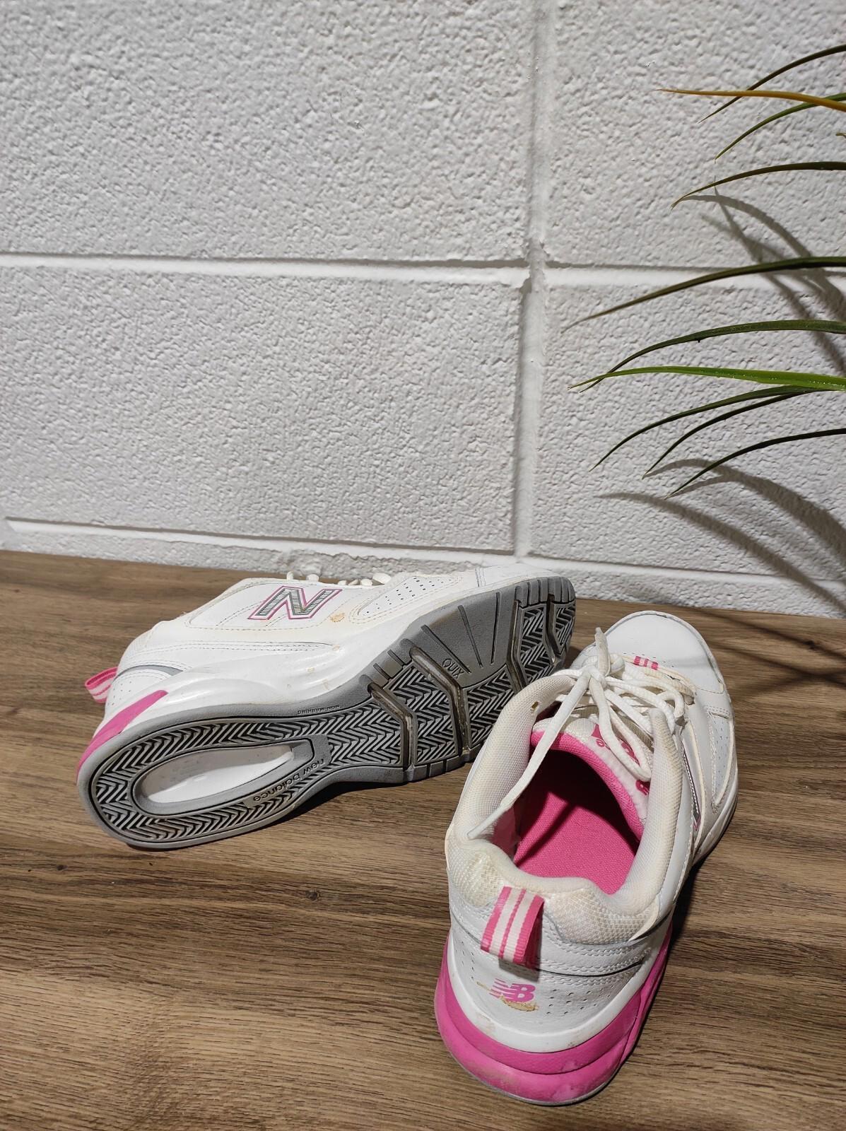 New Balance 623 Women's Size 9 Wide Sneakers White
