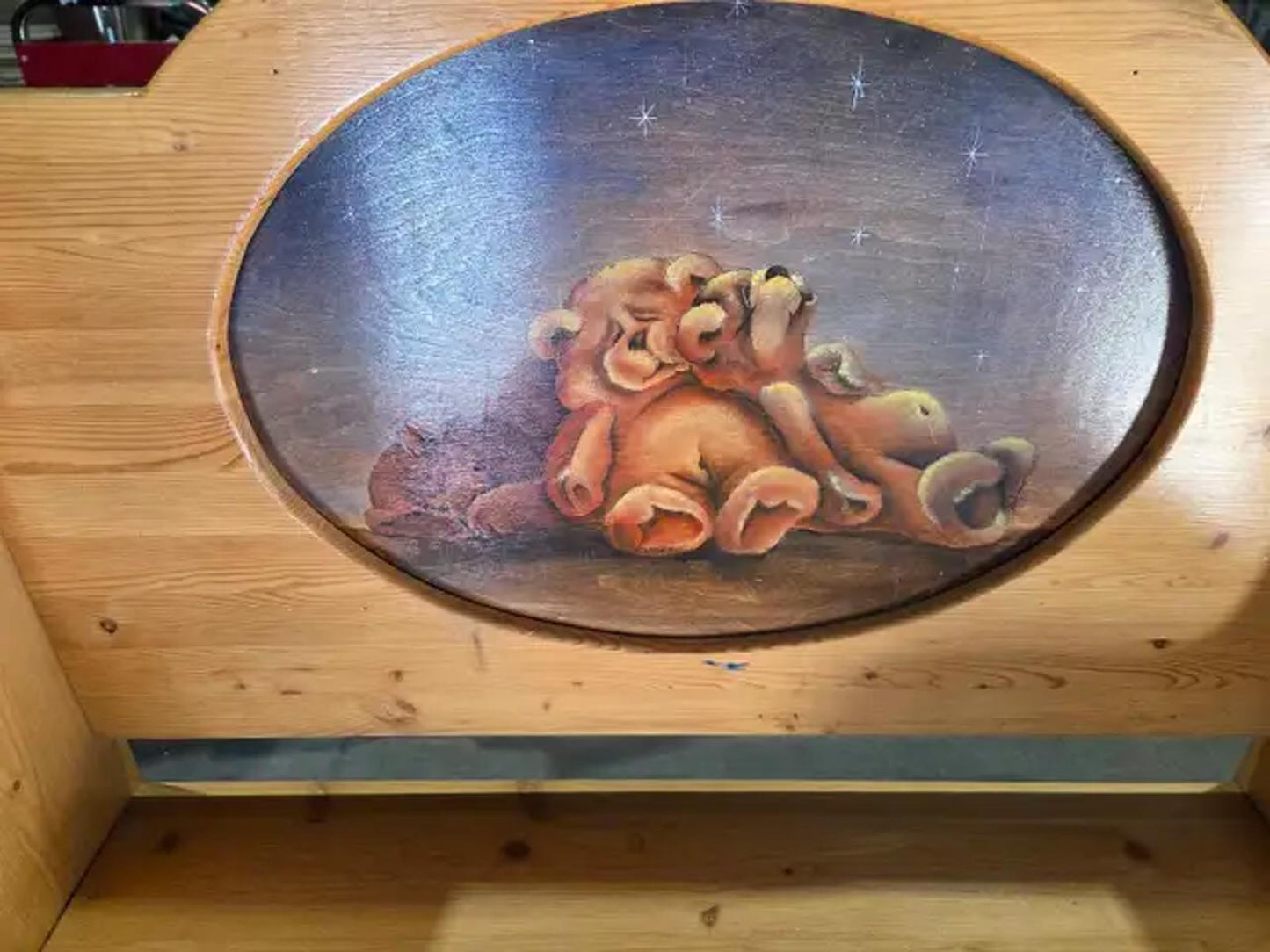 Wooden Bear Themed Bench