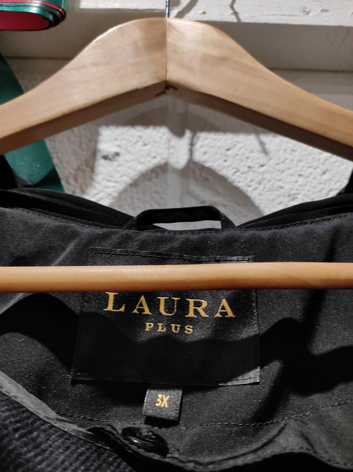 Laura Plus Sweater Button up jacket Holiday black 3X