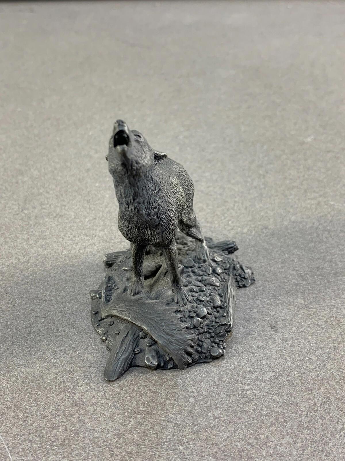 Fine Pewter The Timber Wolf by Franklin Mint Signed by Artist R. Berg