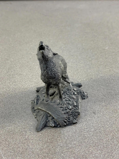 Fine Pewter The Timber Wolf by Franklin Mint Signed by Artist R. Berg