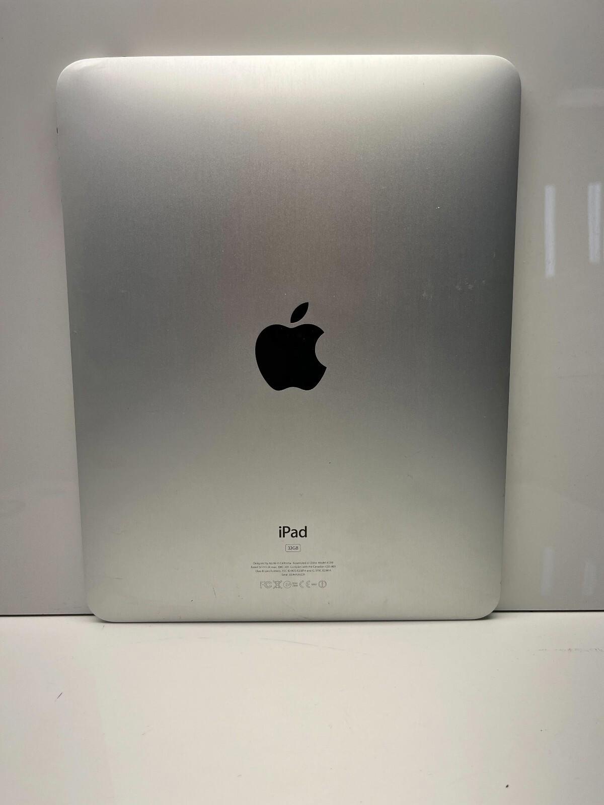 iPad 1st Generation Black 32GB A1219 NOT WORKING