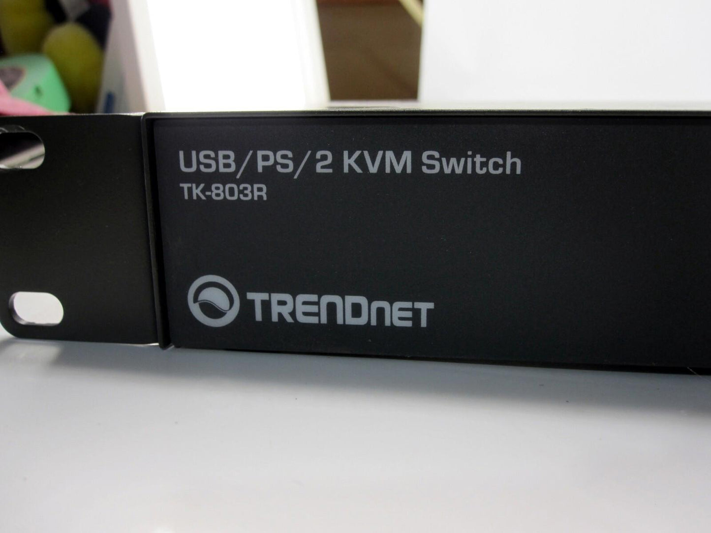 TRENDnet (TK-1603R) 16-Ports Rack-Mountable KVM / USB switch PS/2 Power Tested