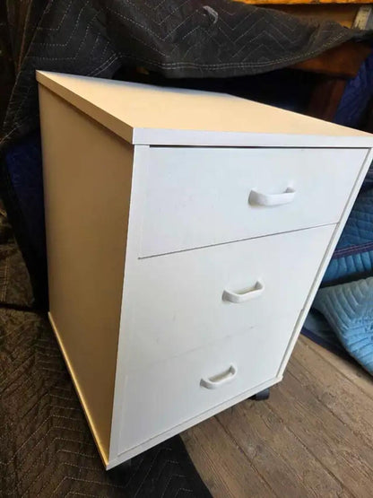 3-Drawer Nightstand x1