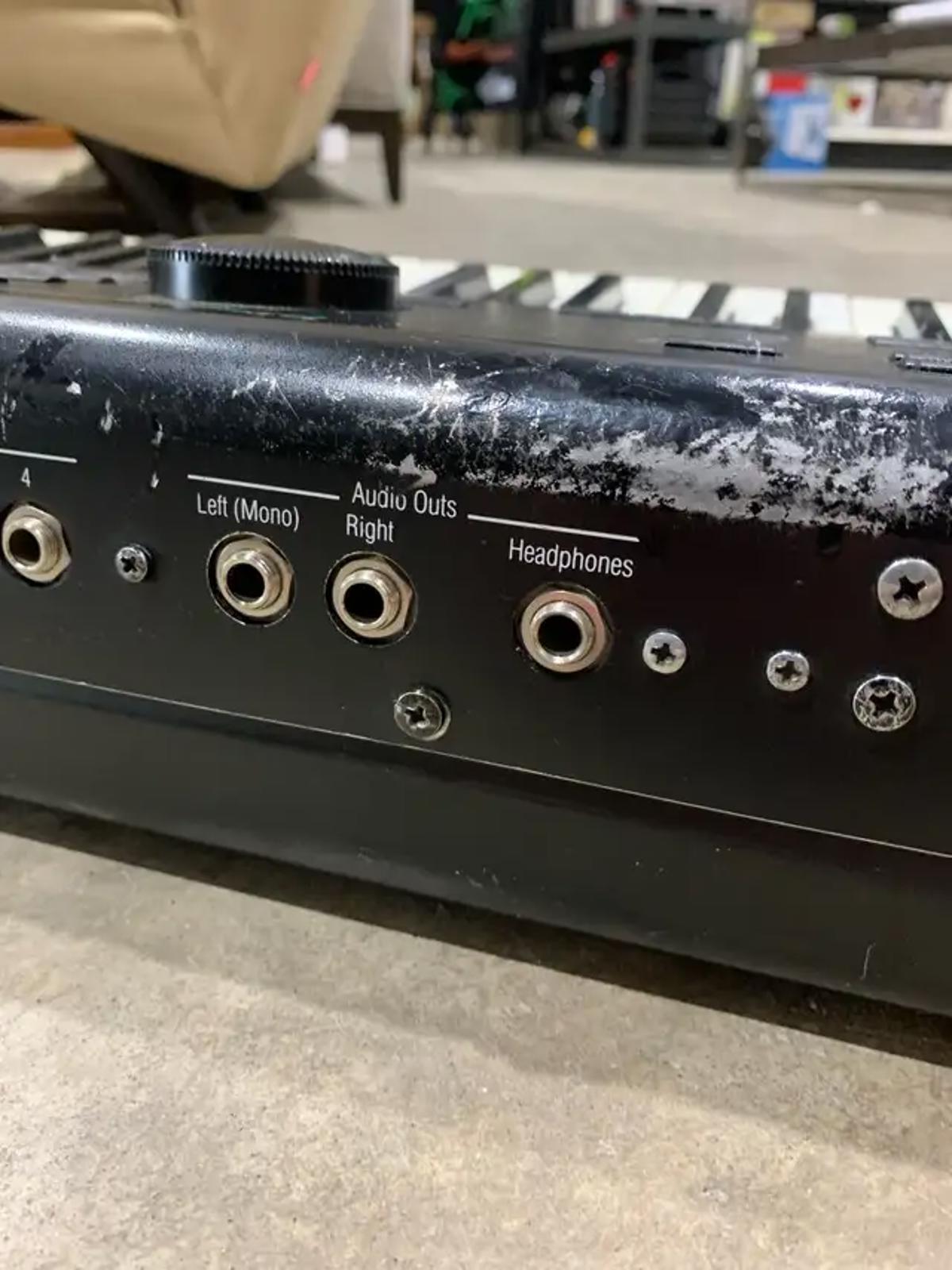 Kurzweil PC88 Keyboard sold as seen