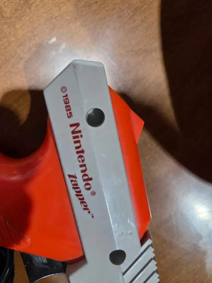 Retro Nintendo Zapper - 1985