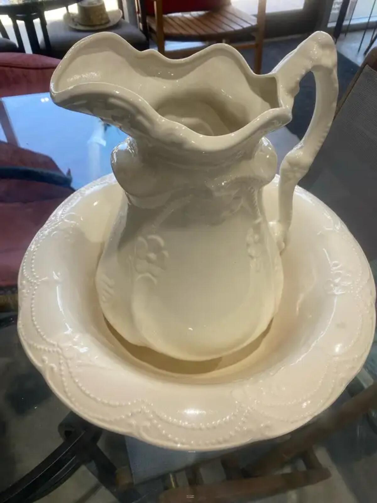 Beautiful Antique Wash Basin Set