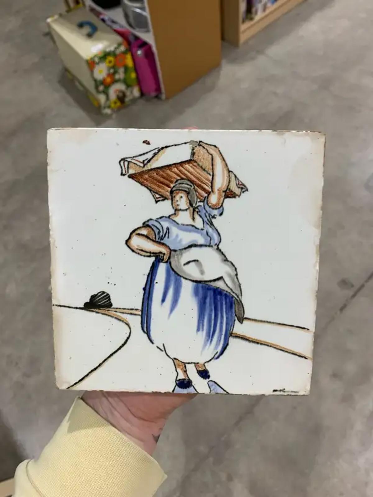 Vintage Laundry Lady Tile Art