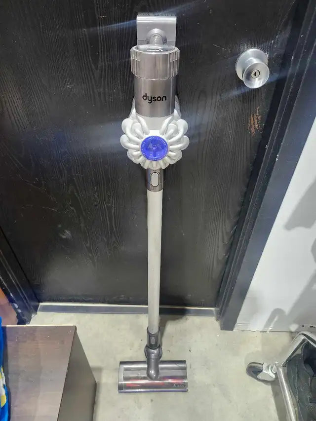 Dyson Stick Vacuum - needs repair
