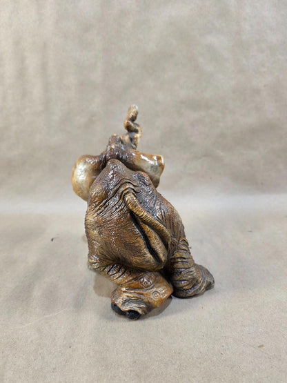 VINTAGE ELEPHANT BEASTIES OF THE KINGDOM FIGURINE"ELGIN" TRUNKUP JOHN RAYA 1988