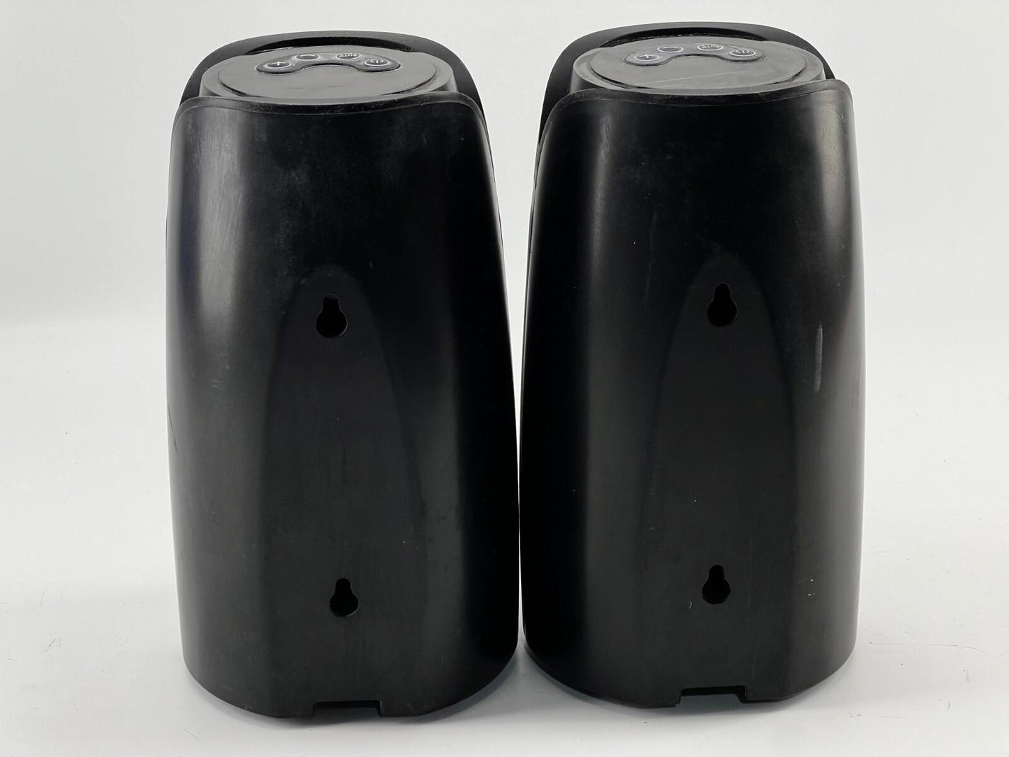 Set Of 2 In Studio 900Mhz Wireless Outdoor Speakers - No remote/power