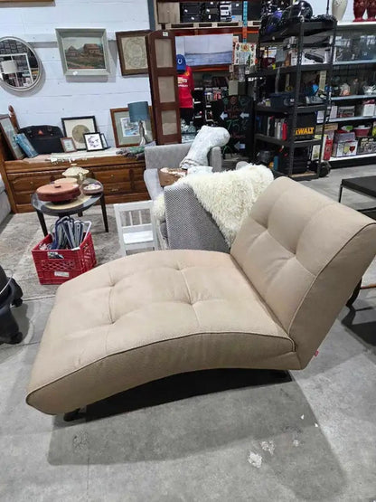 EQ3 Crush Lana Taupe Chaise