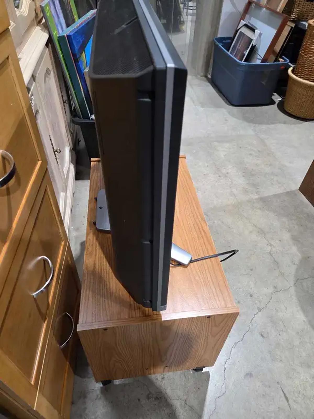 Toshiba 32" HDMI Television