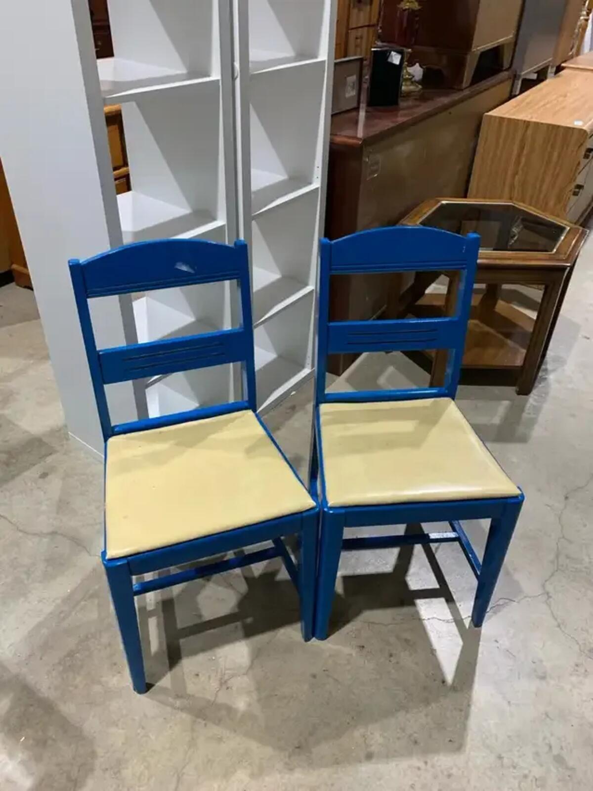Set of 2 Blue Wooden Dining Chairs
