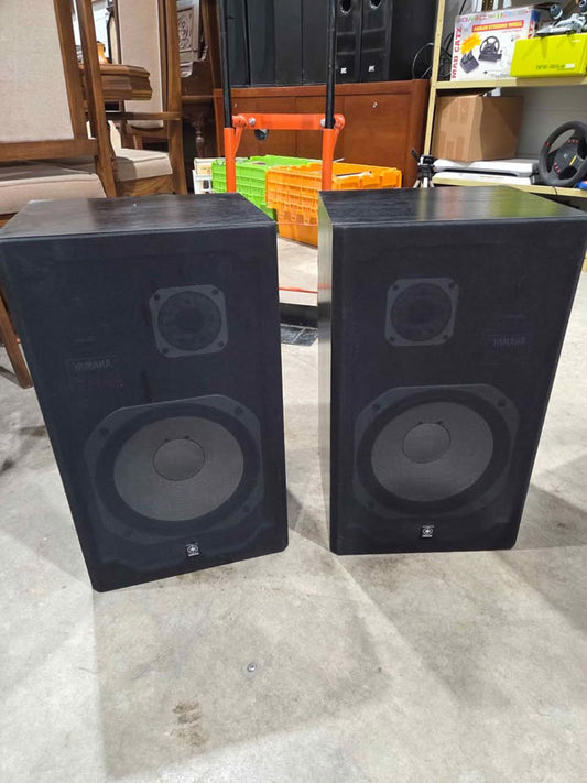 Yamaha NS-260 Speakers Pair - 21.5"
