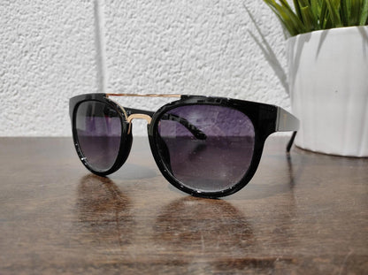 GUESS GF0316 01B Shiny Black/Gradient Black Round Sunglasses