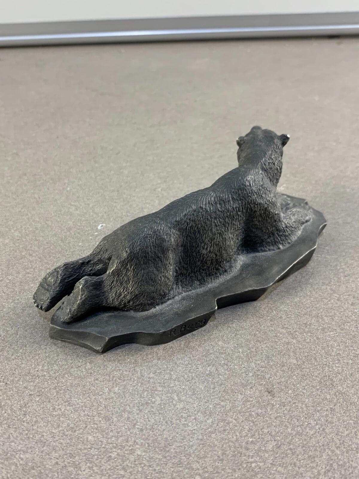 Fine Pewter L’Ours polaire par Franklin Mint, signé par l’artiste R. Berg