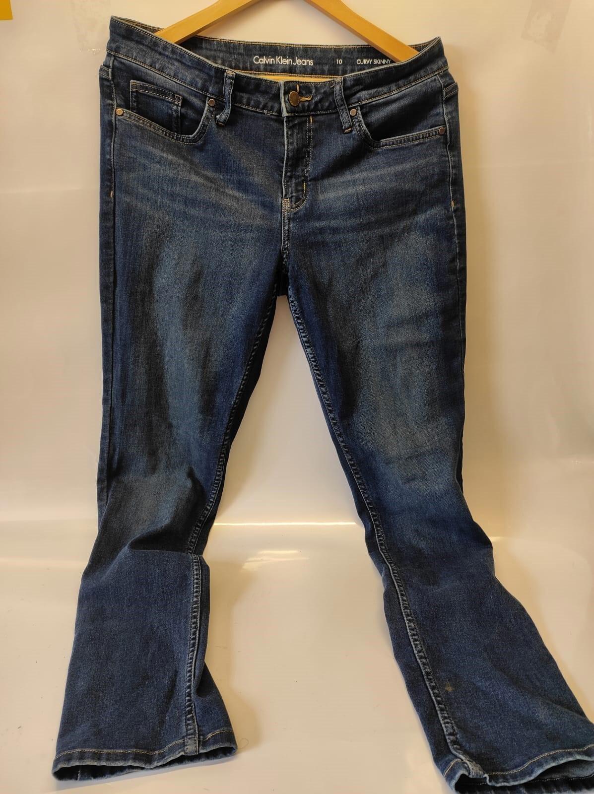 Calvin Klein Jeans Women's Size 10 Curvy Straight Leg Blue