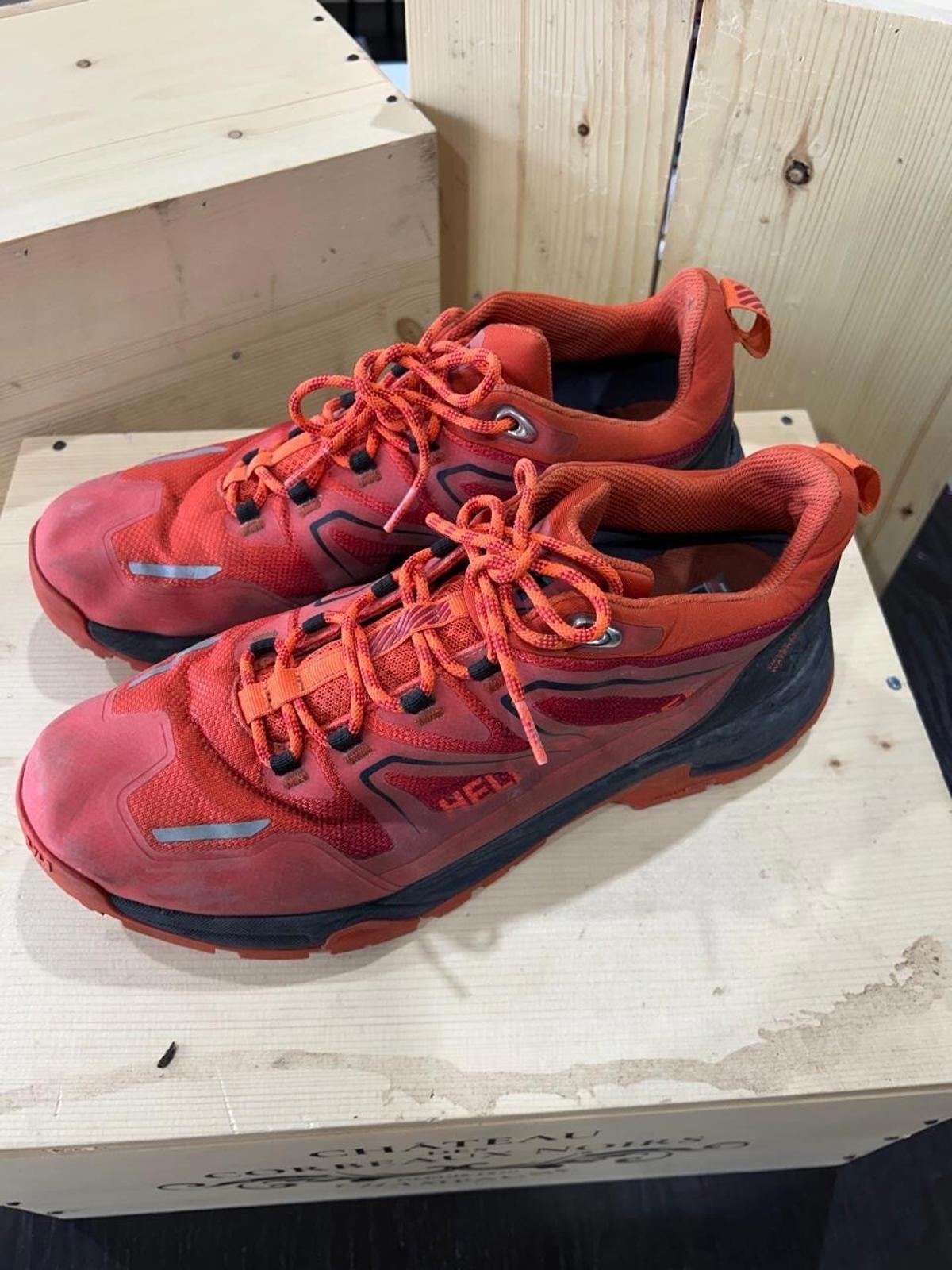 Helly Hansen Cascade Low HT Men's size 10.5 Color Orange