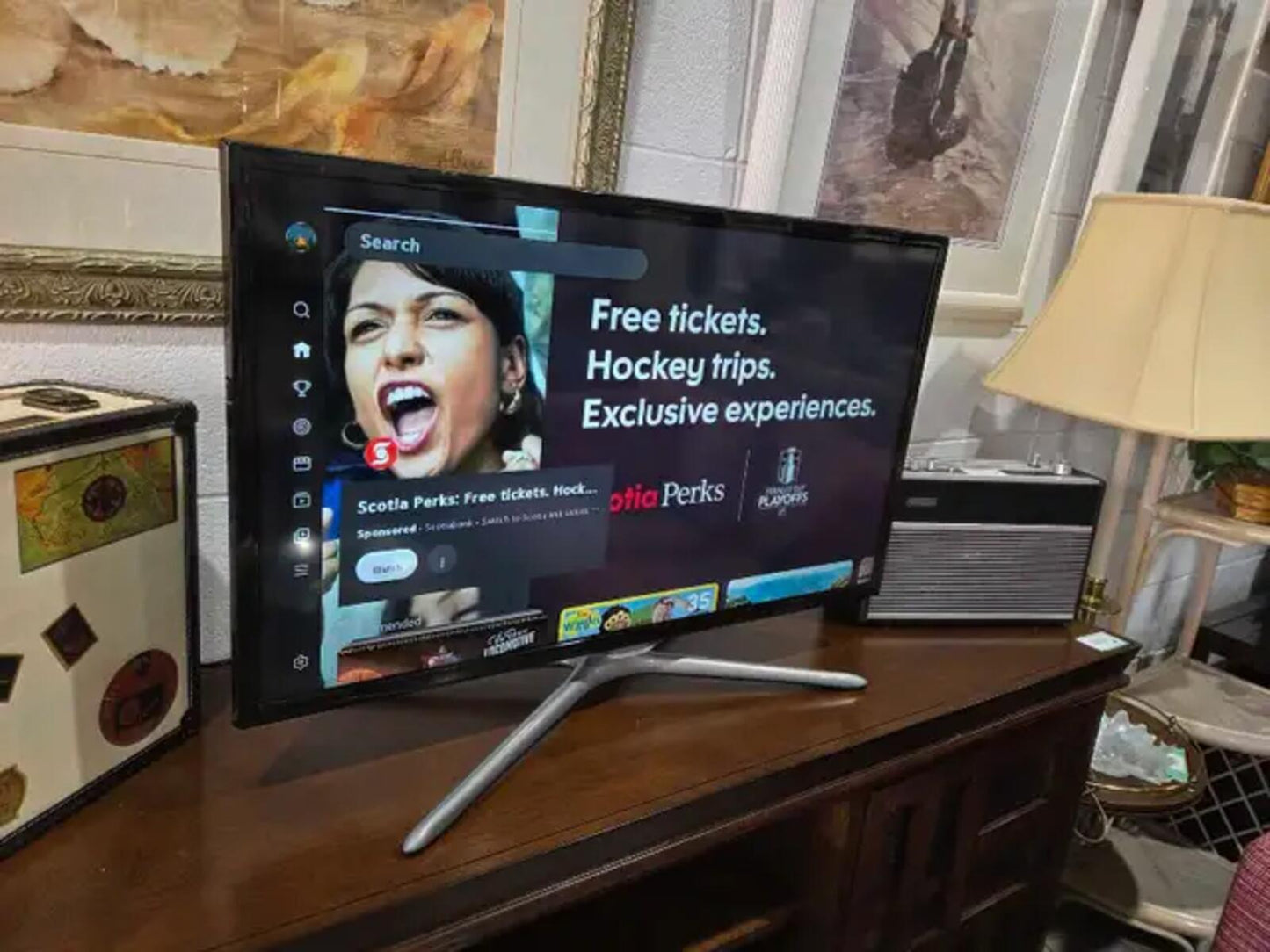 Samsung 32" Smart TV