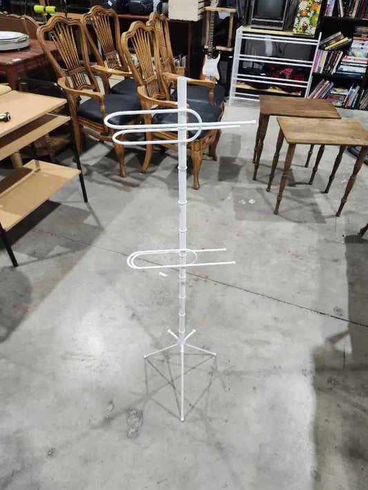 50" Metal Towel Rack - White