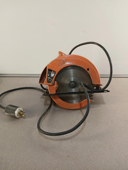 Vintage Skilshop 7 1/4" Skil Saw Model 1715 Skilsaw Solid aluminum Body GOOD