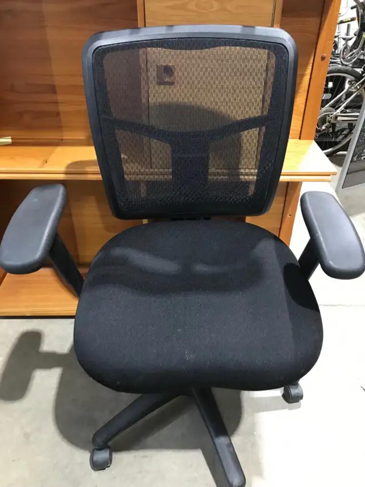 Black Mesh Office Chair Ergonomic