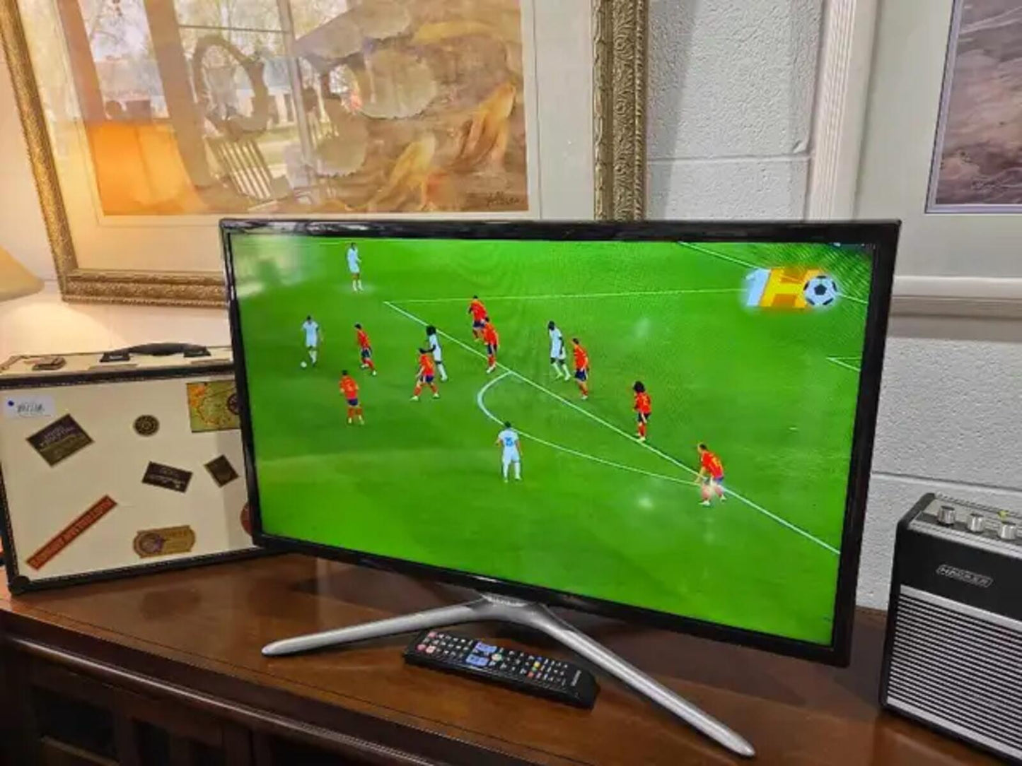 Samsung 32" Smart TV
