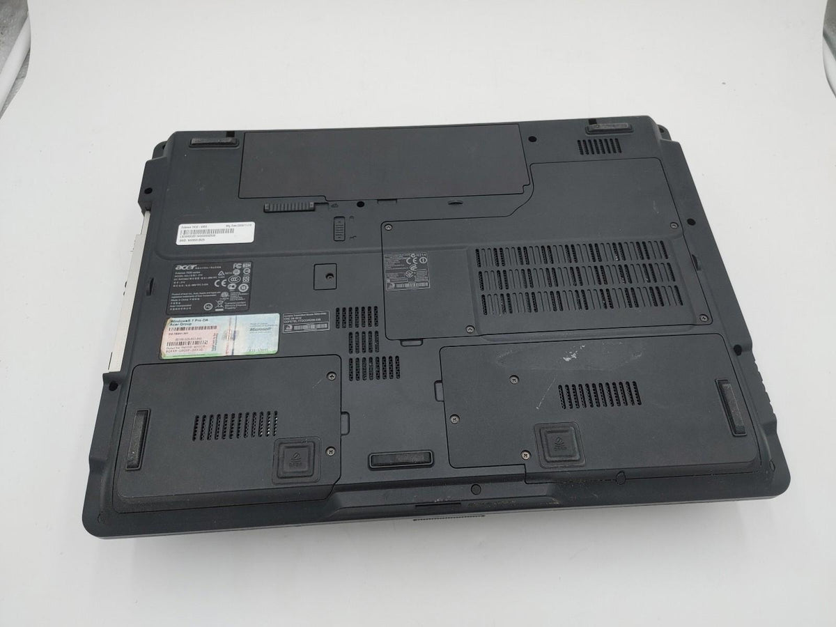 Ordinateur portable Acer Extensa 7630 17 pouces C2D 2,2 GHz 2 Go de RAM 250 Go HDD SANS SYSTÈME D’EXPLOITATION Testé et fonctionnel
