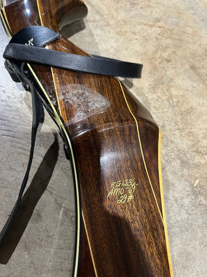 Vintage Bear Temujin target bow