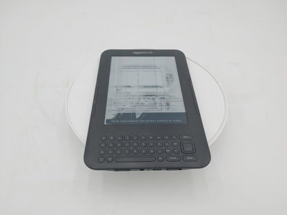 Good Condition Amazon Kindle Model D00901 Broken Screen Black Untested